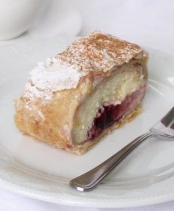 1810-Cherry-&-Cheese-Strudel-(10-Pieces)